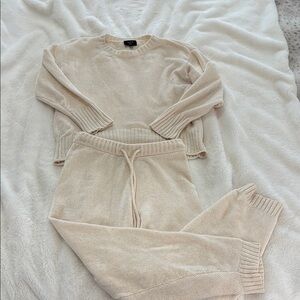 Vici women’s 2 piece set 
Size Small